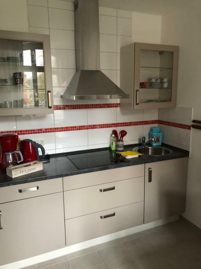Alte Schule Cafe Und Pension Drehna Exteriör bild